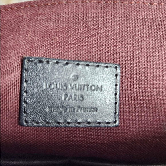 SOLD Louis Vuitton Madagascar crossbody - Picture 9 of 16